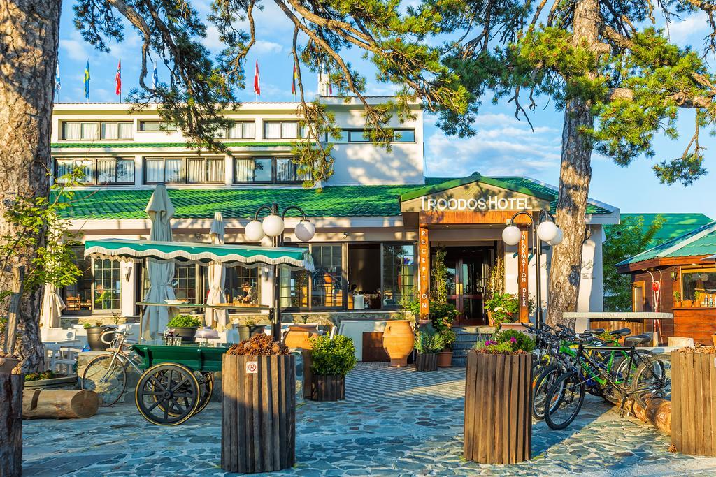 Troodos Hotel & Spa Exterior photo